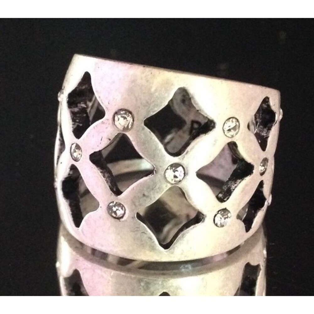 New Premier Designs Wide Band Ring Size 6 Openwork Crystal Silver Tone - 2N - Picture 5 of 5